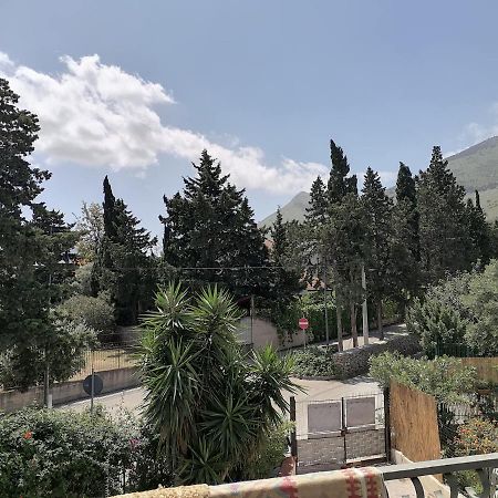 Camera Vicino L'Aeroporto Di Palermo คารินิ ภายนอก รูปภาพ